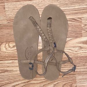 ✨BRAND NEW✨ Rainbow sandals